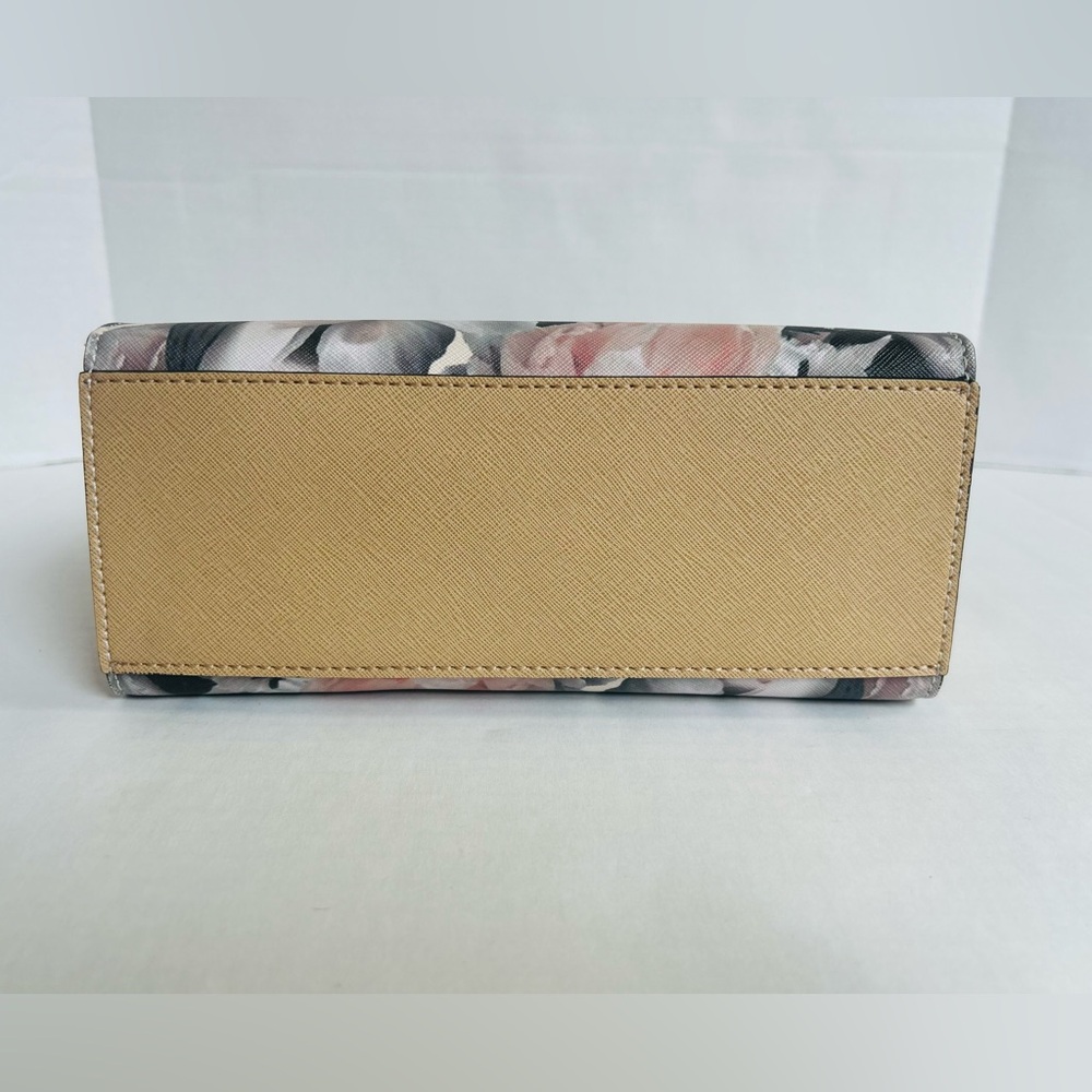 Calvin Klein Lola Small Crossbody - Picture 7 of 16